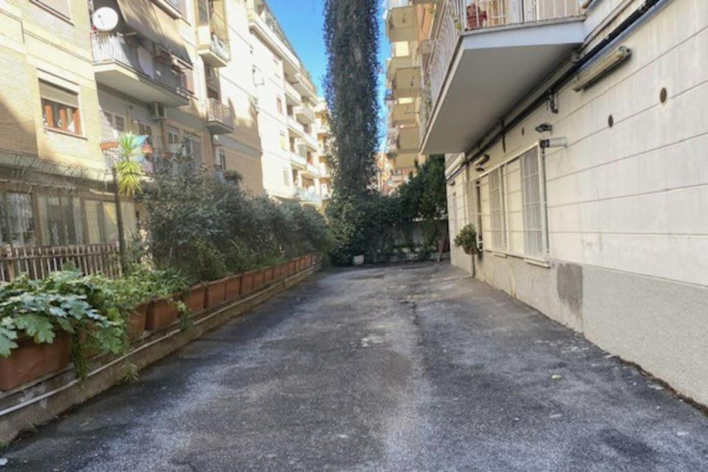Appartamento Blinded By The Light Roma Esterno foto